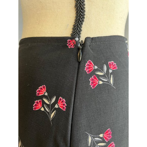 Urban Outfitters Black with Pink Floral Skirt, Womens Size S - Picture 4 of 4